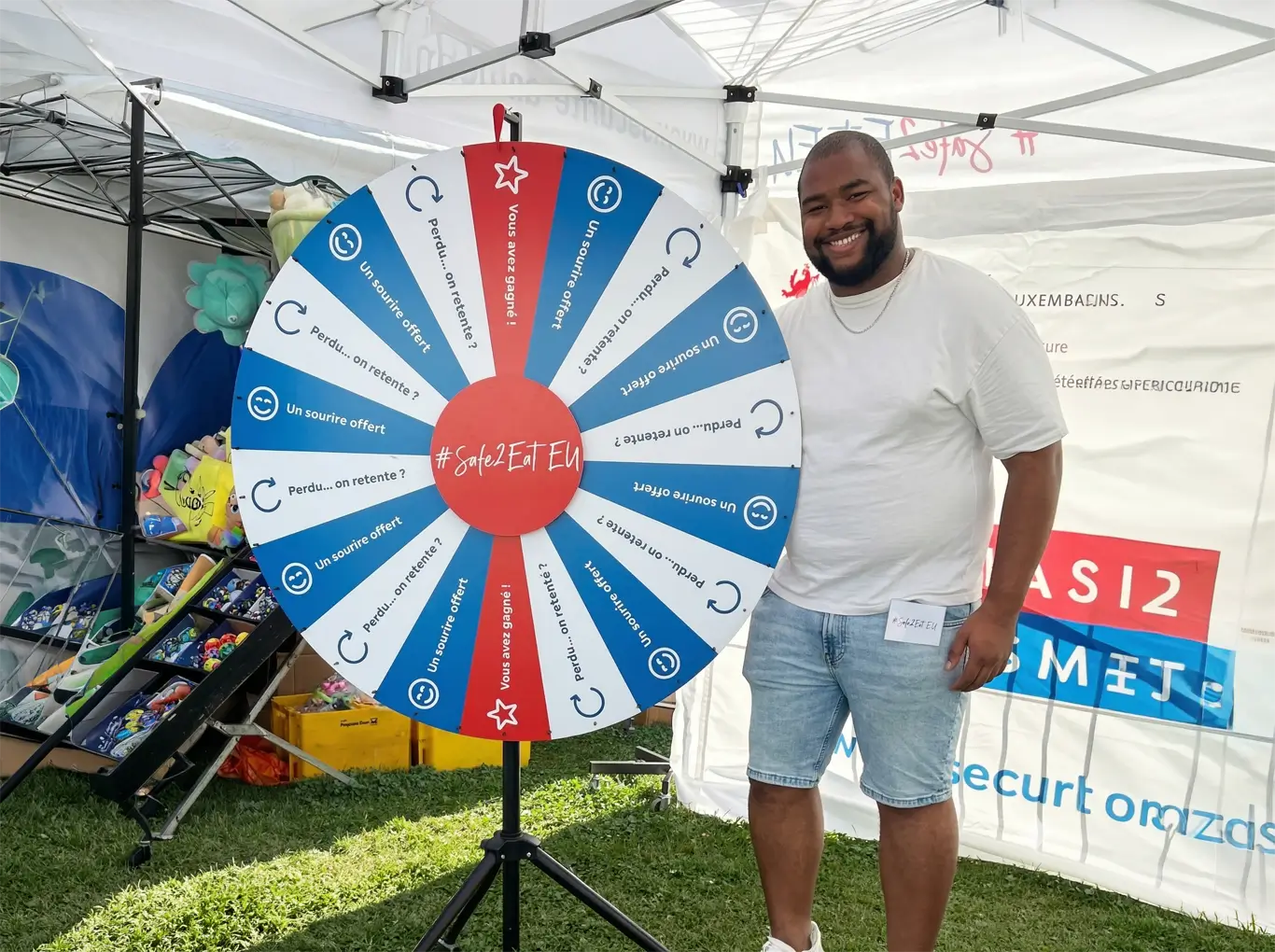 Concept de roue de la fortune avec des couleurs vives